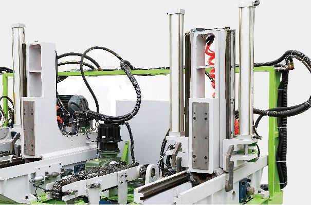 Pneumatic clamping device