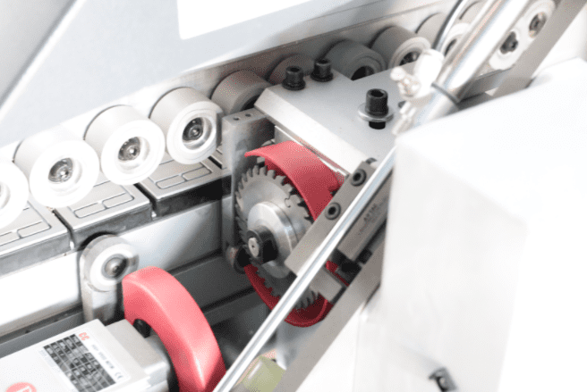 Sawblade and Motor